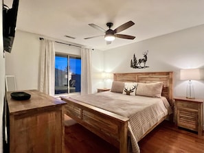 Bedroom 3 with King size bed (main level)