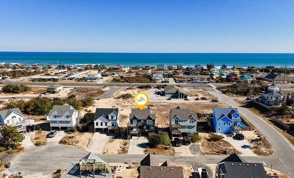 Enjoy the serenity of staying on the soundside of the Outer Banks, while still having the convenience of being so close to the ocean, as well as shopping & dining!