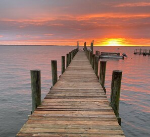 Experience stunning sunsets when you stay at Duck Days!
