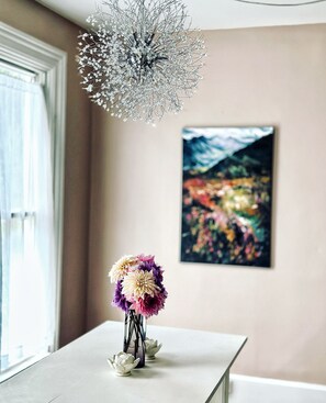 Dining room.