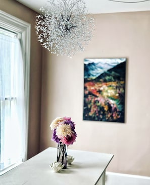 Dining room.