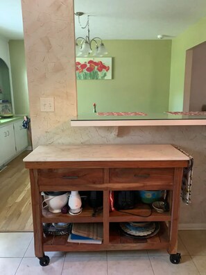 Kitchen bar and rolling counter top