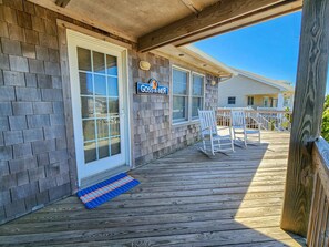 Covered/Sundeck 2023
