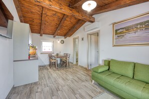 Wohn- und Esszimmer