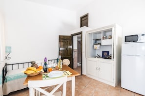 Kitchen and dining area