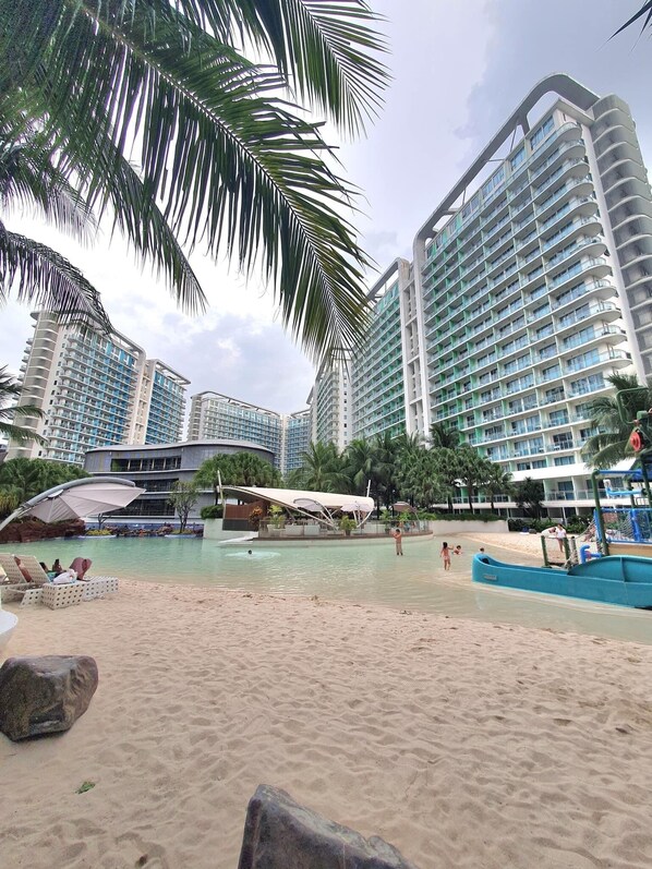 Strand