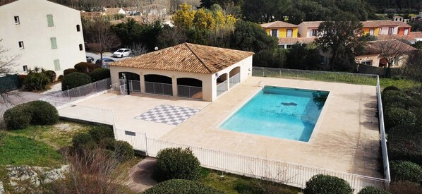 Piscine de la résidence