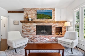 Designed for smaller group, complete with a 55" TV for movie marathon.