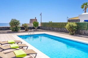 Villa Seasol 2 image