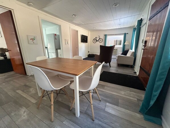 Dining area to enjoy a meal with your loved ones