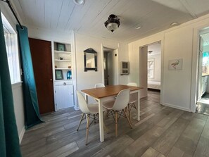 Dining area to enjoy a meal with your loved ones