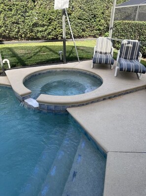 Pool & Spa