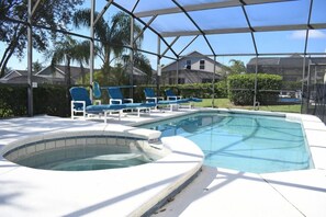 Pool & Spa