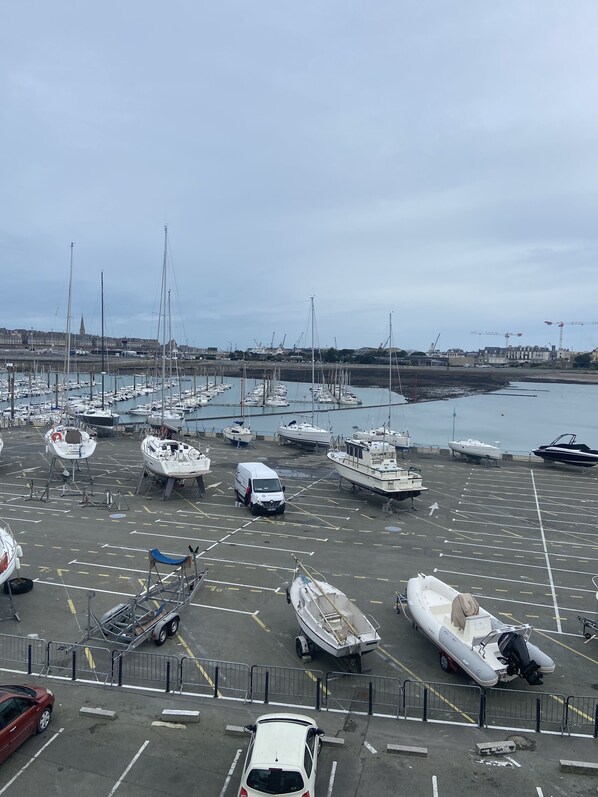 Marina