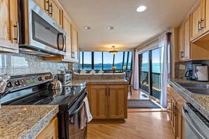Enjoy cooking meals while taking in the breathtaking views of Lake Tahoe. Essentials like paper towels, dish soap, dishwasher pods, a fresh sponge, trash bags, and recycling bags are provided. A variety of spices are available, though specific items are no