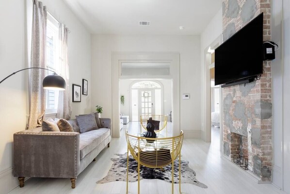 Living Room (1)