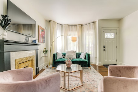 Buffalo Vacation Rental | 4BR | 2BA | 1,362 Sq Ft | Stairs Required