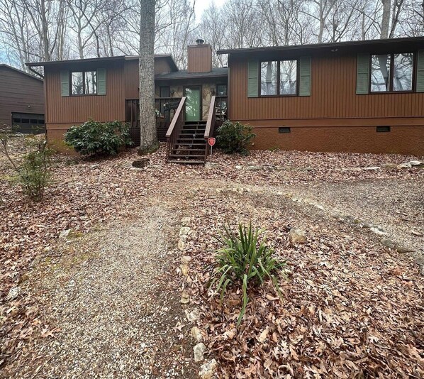 Welcome to Piney Mountain Retreat!