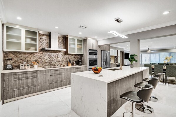 Private kitchen