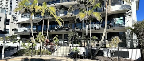First Floor Middle Unit