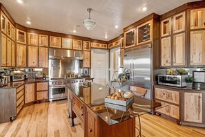 Private kitchen