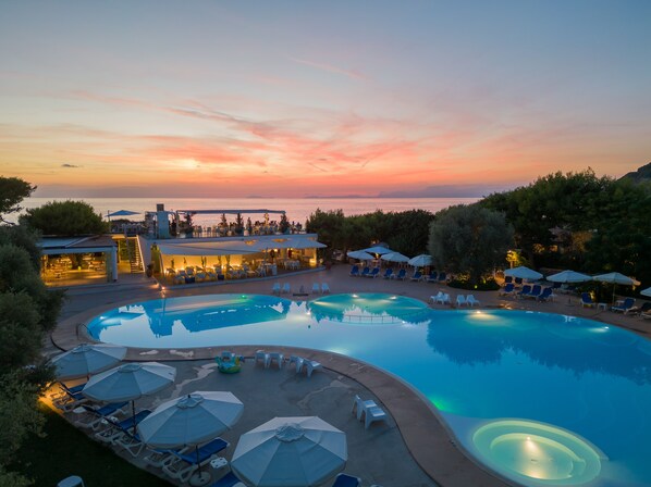 Rooftop pool