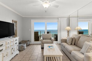 Living Area with Gulf Views