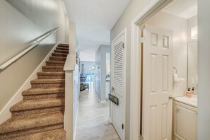 Welcome to Beach Dreaming, located at 4119 Cobia Street!