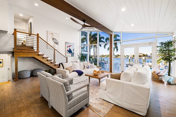 Welcome to Magnolia By The Sea! “Best beach house in Florida, hands down.” – Kenzie M. ‘24