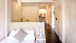 Master second bedroom with double bed and private master bathroom