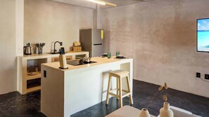 full kitchen open layout