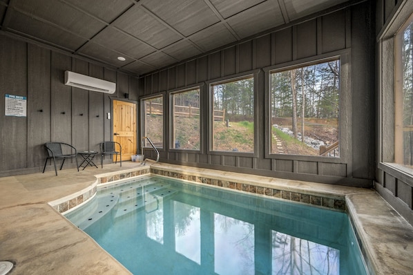 Calling Mountains' refreshing indoor pool