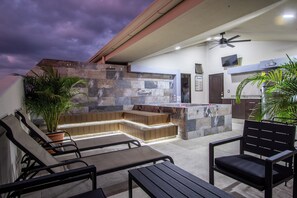 Rooftop Lounge