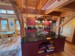 Kitchen with large island