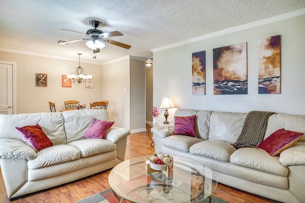 Lake Charles Vacation Rental | 1BR | 1BA | 900 Sq Ft | Steps Required to Access