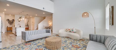 Davenport Vacation Rental | 6BR | 4.5BA | 3,500 Sq Ft | 2 Steps to Enter