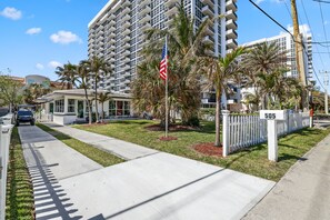 Property located directly on A1A, 20 steps from the beach. 2 FREE PARKING SPOTS.