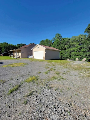Large driveway for boat, camper, rv parking