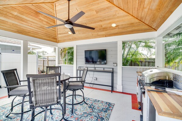 Sebastien Vacation Rental | 3BR | 2BA | 1,975 Sq Ft | 1 Step Required