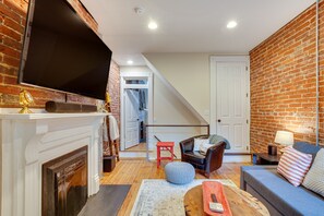 Den | Central Heating & A/C | In-Unit Laundry | 3 Mi to Downtown