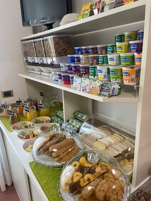 Breakfast buffet