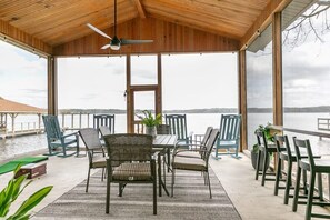 Screen Patio with TV, Games, Seating for 12