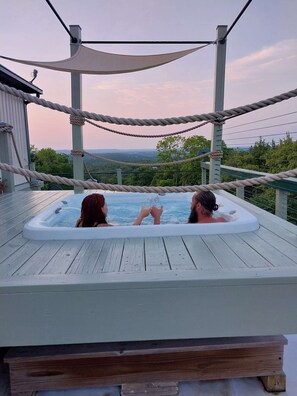Hot Tub and views!