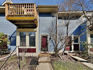 Exterior View - Front