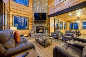 There's plenty of seating for the whole family to catch up, host your Christmas, share a move night, and more!