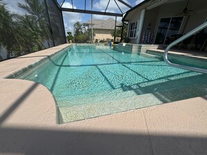 Large pool suitable for laps