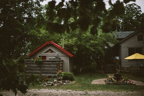 Sauna and farmhouse 