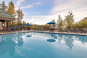HVC Lake Tahoe Resort South_1.jpg