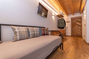 Child's bedroom