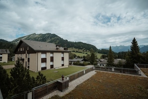 View on Leistchamm Mountain